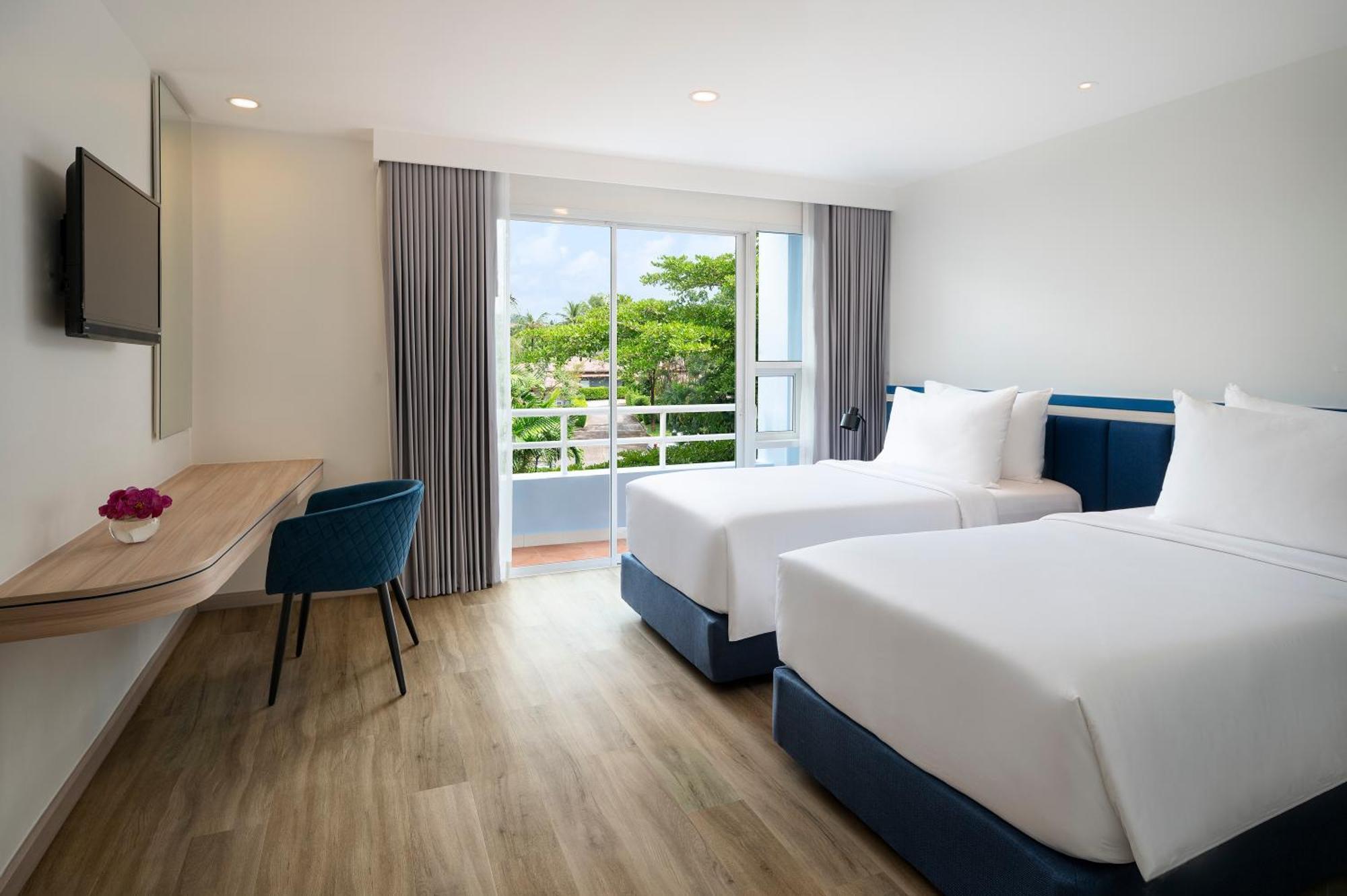 Nh Boat Lagoon Phuket Resort Exterior foto